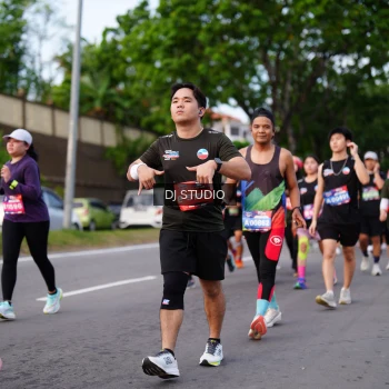 Runner Photo 3946660