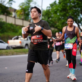 Runner Photo 3946676