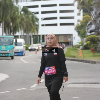 Runner Photo 3946685