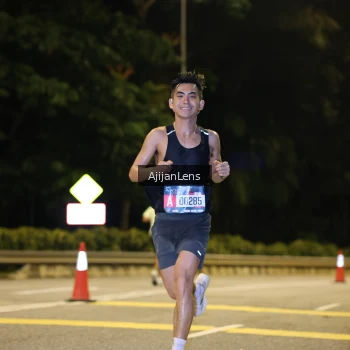 Runner Photo 3946706