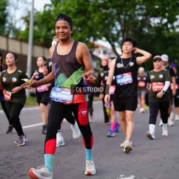 Runner Photo 3946735