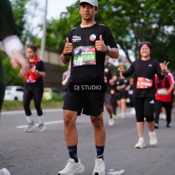 Runner Photo 3946755