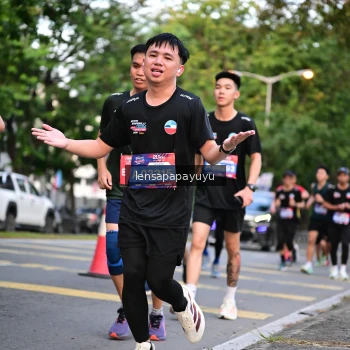 Runner Photo 3946761