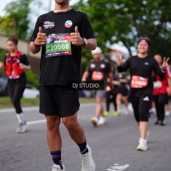 Runner Photo 3946780