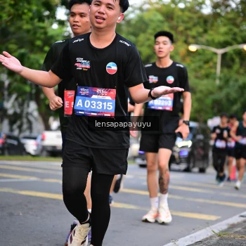Runner Photo 3946792