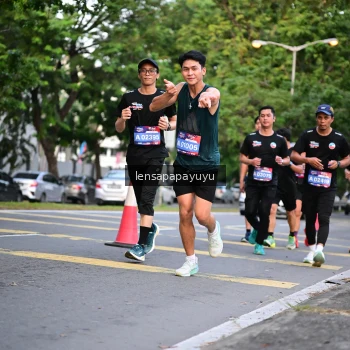 Runner Photo 3946811