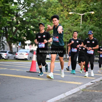 Runner Photo 3946835