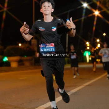 Runner Photo 3946841