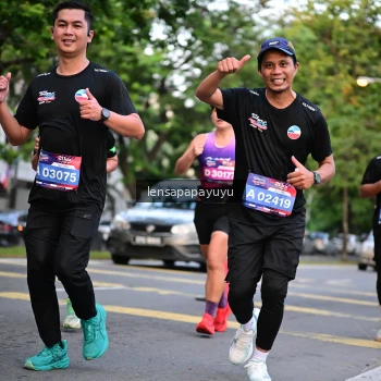 Runner Photo 3946850