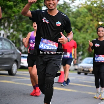 Runner Photo 3946899