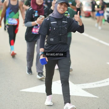 Runner Photo 3946912