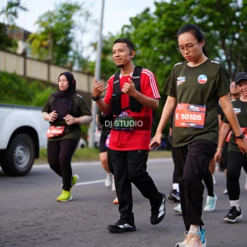 Runner Photo 3946915