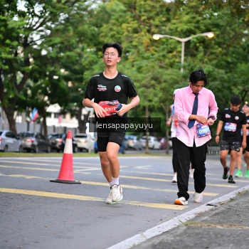 Runner Photo 3946944