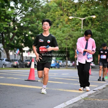Runner Photo 3946949