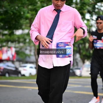 Runner Photo 3946971