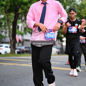 Runner Photo 3946981