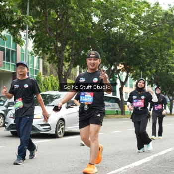 Runner Photo 3946989