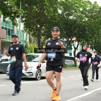 Runner Photo 3947001