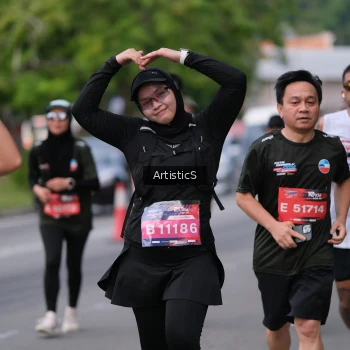 Runner Photo 3947024