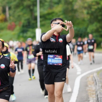 Runner Photo 3947031