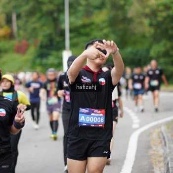 Runner Photo 3947036