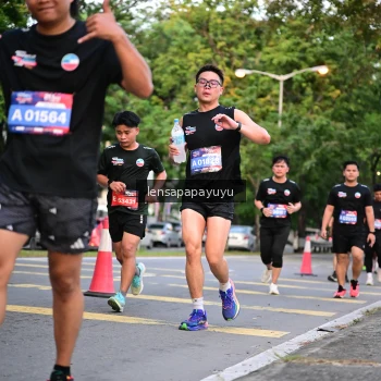Runner Photo 3947044