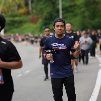 Runner Photo 3947075