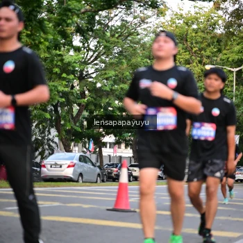 Runner Photo 3947096