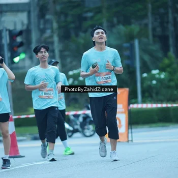Runner Photo 3947098