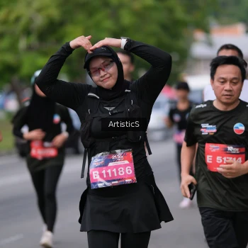 Runner Photo 3947115