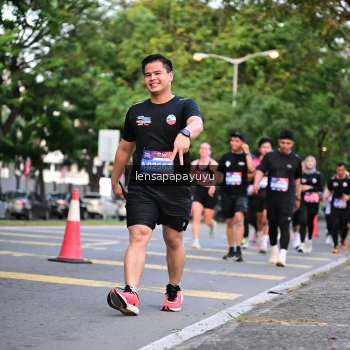 Runner Photo 3947144