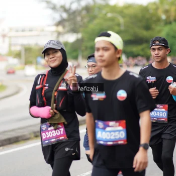 Runner Photo 3947265