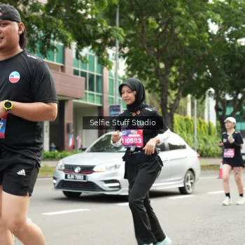 Runner Photo 3947326