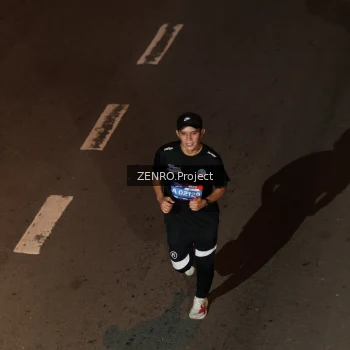 Runner Photo 3947333