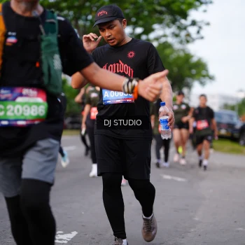 Runner Photo 3947562