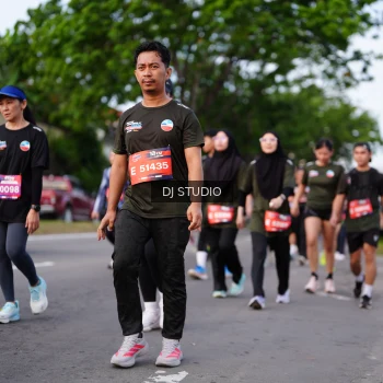 Runner Photo 3947572
