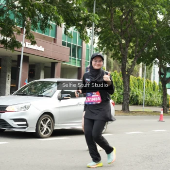 Runner Photo 3947581