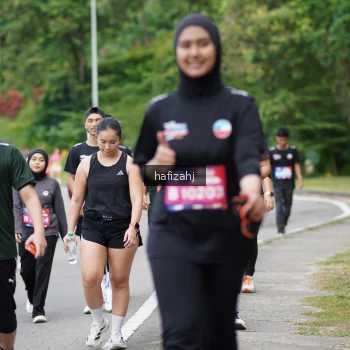Runner Photo 3947640