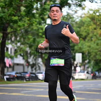 Runner Photo 3947659