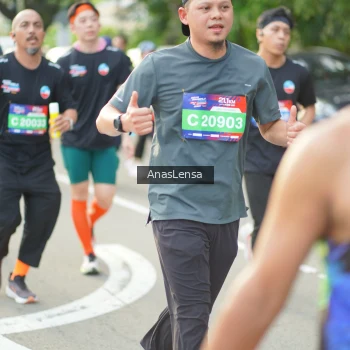 Runner Photo 3947667