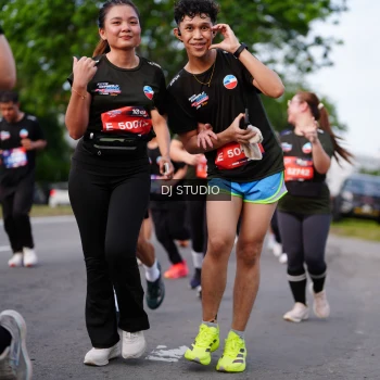 Runner Photo 3947687