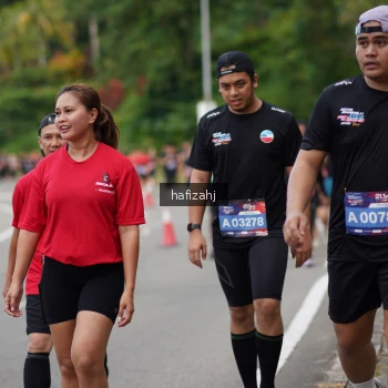 Runner Photo 3947689