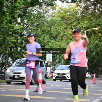 Runner Photo 3947694