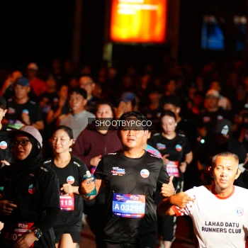 Runner Photo 3947702