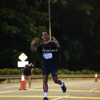Runner Photo 3947728