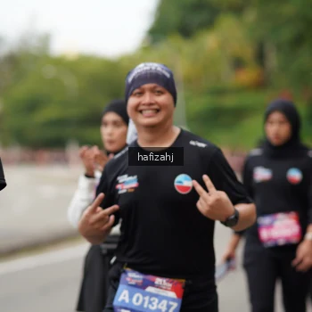 Runner Photo 3947751