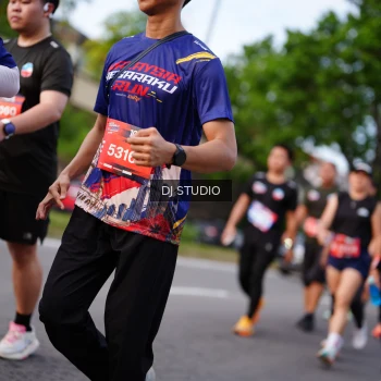 Runner Photo 3947790