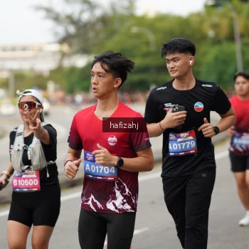Runner Photo 3947791
