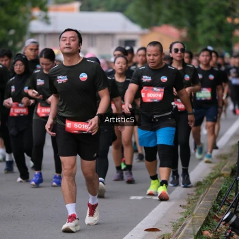 Runner Photo 3947842