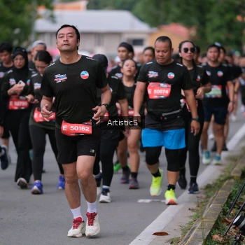 Runner Photo 3947843